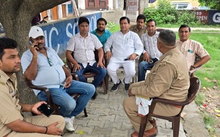 Hathras: बूलगढी प्रकरण को लेकर राष्ट्रीय राजपूत करणी सेना के प्रदेश महासचिव को पुलिस ने किया हाउस अरेस्ट