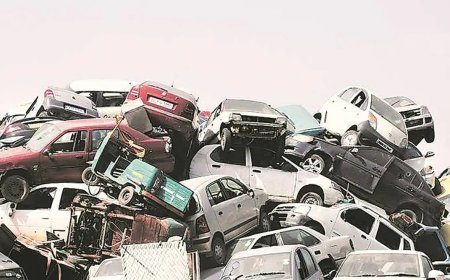 UP Vehicle Scrap Policy: यूपी में कबाड़ हुए 1.95 लाख से ज्यादा पुराने वाहन, नया वाहन खरीदने पर रोड टैक्स में भारी छूट