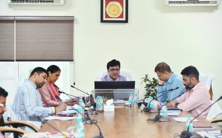 आबकारी मंत्री नितिन अग्रवाल के सख्त निर्देश: त्योहारों पर अवैध शराब पर कड़ी कार्रवाई, जनहानि रोकना सर्वोच्च प्राथमिकता