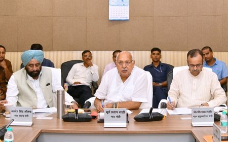 Lucknow: कृषि मंत्री सूर्य प्रताप शाही की अध्यक्षता में पशुओं के चारे की उपलब्धता पर महत्वपूर्ण बैठक संपन्न