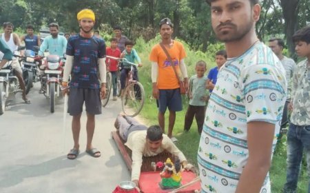 Hardoi: कीलों के तख्त पर लेटकर 145 किमी की कांवड़ यात्रा, शिवभक्त मनोज की अनोखी आस्था बनी मिसाल