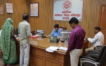 Hardoi: जनसुनवाई में डीएम अनुनय झा ने सुनीं 93 शिकायतें, अधिकारियों को दिए त्वरित निस्तारण के निर्देश