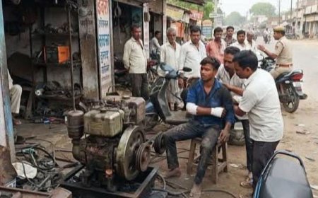 सीतापुर: जनरेटर में हाथ फंसने से युवक गंभीर रूप से घायल, प्राथमिक इलाज के बाद लखनऊ रेफर