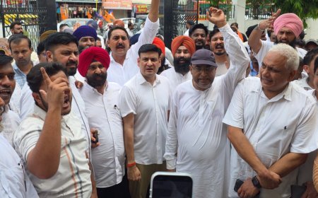 Bazpur: घोटालेबाजों के खिलाफ कांग्रेस का मोर्चा, कोतवाली में नामजद तहरीर; मुकदमा दर्ज न होने पर धरने की चेतावनी