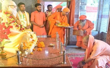 गोरखनाथ मंदिर में गुरु पूर्णिमा उत्सव: शिष्य और गुरु दोनों भूमिकाओं में नजर आएंगे मुख्यमंत्री योगी आदित्यनाथ