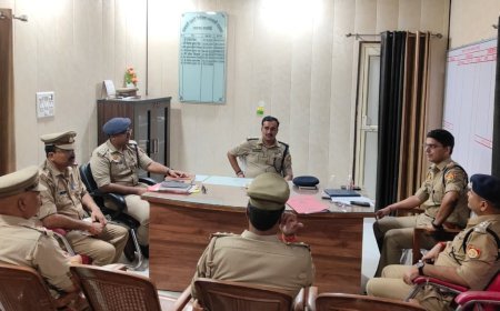 Hardoi: श्रावण मास व कांवड़ यात्रा की तैयारियां तेज, हरदोई-शाहजहांपुर पुलिस की संयुक्त समन्वय बैठक संपन्न