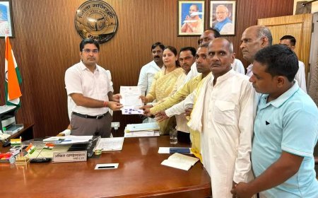 Sambhal: किसानों के हक की लड़ाई: असमोली विधायक पिंकी सिंह यादव ने सम्भल डीएम से की सर्किल रेट बढ़ाने की मांग