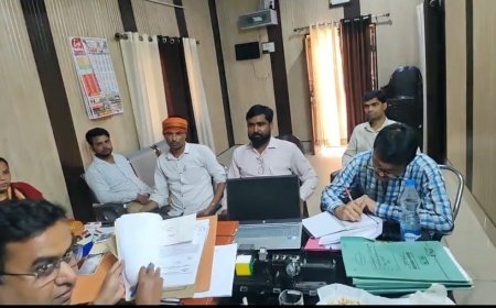 Sitapur: पिसावा क्षेत्र पंचायत में करोड़ों के कथित भ्रष्टाचार की जांच शुरू, डीडीओ ने खंगाले बिल-बाउचर