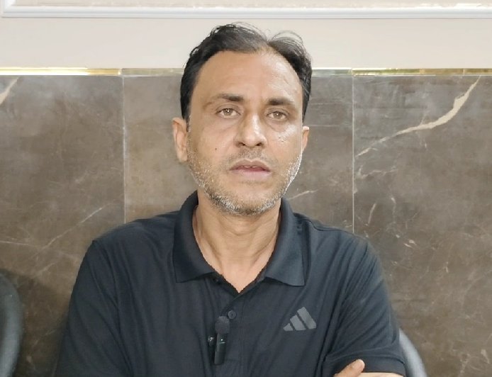 अनस हत्याकांड पर AIMIM का बड़ा हमला, पीड़ित परिवार से मिल बोले मुशीर खान- बाकी 10 नामजद आरोपी भी तुरंत हों गिरफ्तार