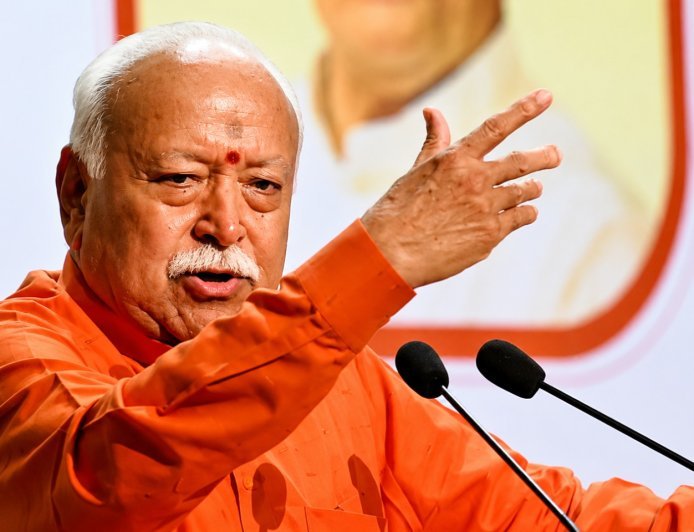 मोहन भागवत का बड़ा बयान: विभाजन के बाद पाकिस्तान से भारत आए लोग शरणार्थी नहीं, विस्थापित योद्धा थे