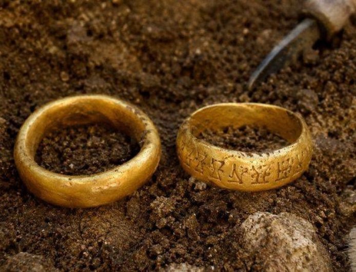 Thailand Archeological Discovery: थाईलैंड में मिली 2000 साल पुरानी सोने की अंगूठी, उकेरी है प्राचीन भारतीय ब्राह्मी लिपि
