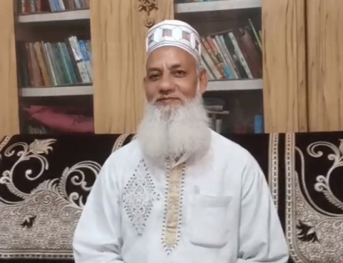 Sambhal: छत्तीसगढ़ वक्फ बोर्ड के फरमान पर भड़के मौलाना वसी अशरफ, बोले- इल्म की कमी है, संविधान पढ़ें