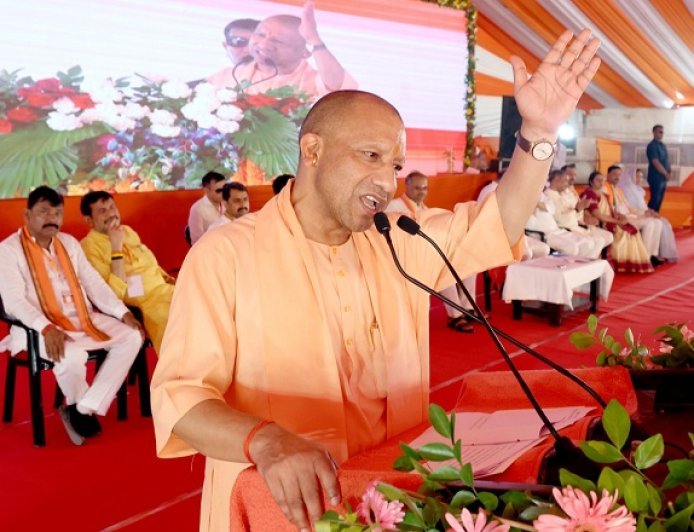 जिन्हें कब्रिस्तान प्यारा, वे ही कर रहे राम मंदिर का विरोधः मुख्यमंत्री