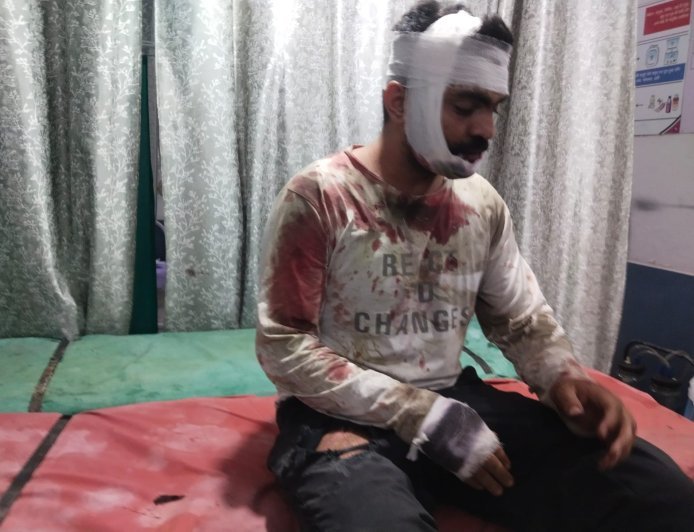 Deoband Accident: देवबंद में नीलगाय से टकराई बाइक, हादसे में एक युवक की मौत, बास्केटबॉल खिलाड़ी गंभीर