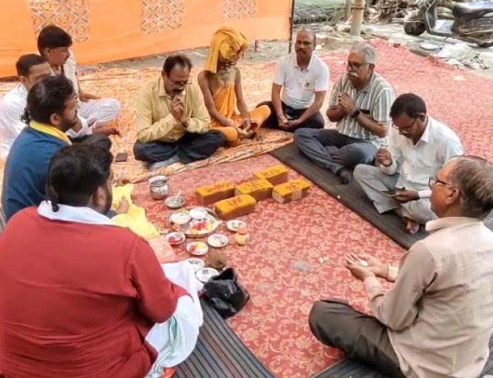 Sambhal: कल्कि नगरी के पंचप्रयाग तीर्थ का होगा भव्य कायाकल्प, एक करोड़ की लागत से शुरू हुआ सौंदर्यीकरण