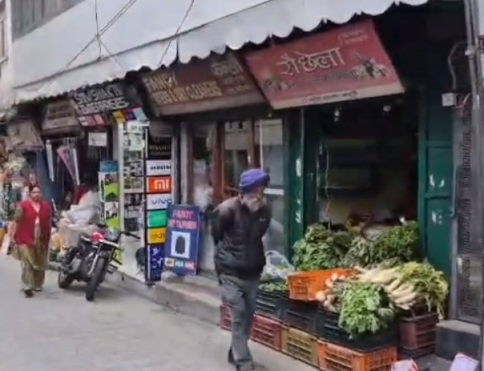 ब्लिंकिट की एंट्री से भड़के मसूरी के व्यापारी, बोले- पहाड़ों की रानी का बाजार नहीं बनने देंगे ऑनलाइन कारोबार का शिकार