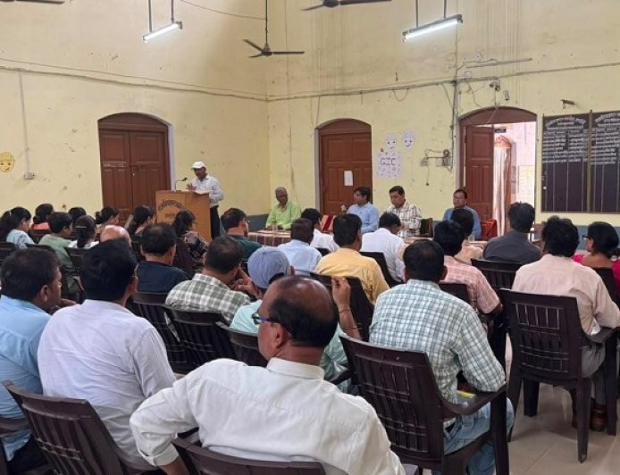 हरदोई में आगामी खेल प्रतियोगिताओं की तैयारियां तेज, डीआईओएस ने दिए बेहतर आयोजन के निर्देश