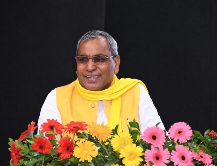 ‘मेरी पंचायत हरित पंचायत’ अभियान ग्रामीण विकास में मील का पत्थर साबित हो रही है- ओम प्रकाश राजभर