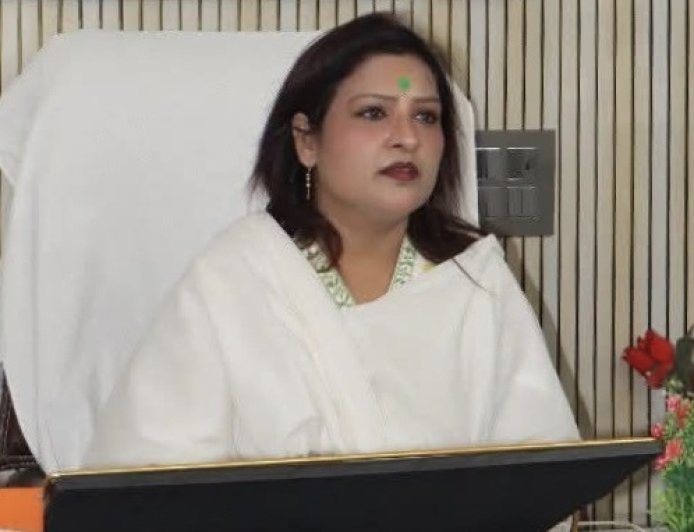 Hathras: नवयुग योजना से बदलेगी हाथरस की तस्वीर, 17 करोड़ के विकास कार्य प्रस्तावित