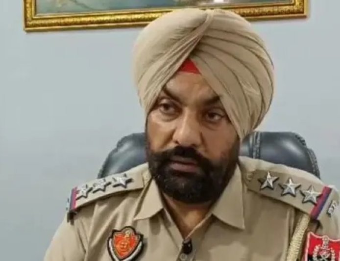 Punjab Police Inspector Arrested: FBI के इनपुट पर पंजाब पुलिस का बड़ा एक्शन, इंस्पेक्टर गुरिंदरजीत सिंह नागरा गिरफ्तार