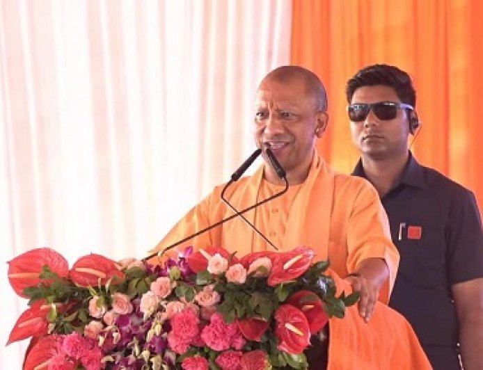 अब तुर्क की तुर्कई नहीं चलेगी... सम्भल में वही होगा जो हरिहर मंदिर का आदेश होगा - सीएम योगी का बड़ा संदेश