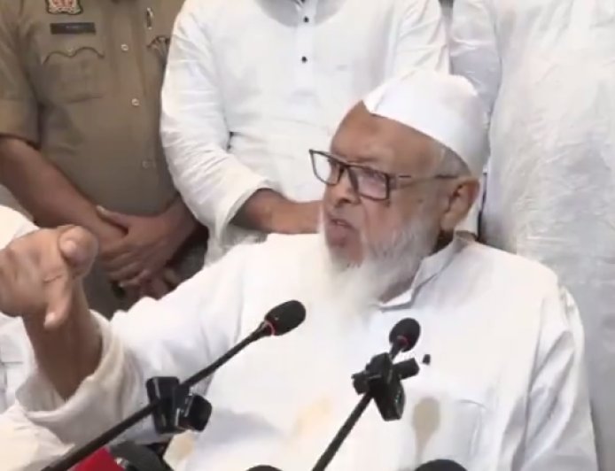 Delhi: जौहर यूनिवर्सिटी पर कार्रवाई को लेकर मौलाना अरशद मदनी की प्रतिक्रिया, बोले- कोर्ट के फैसले से पहले ध्वस्तीकरण गलत