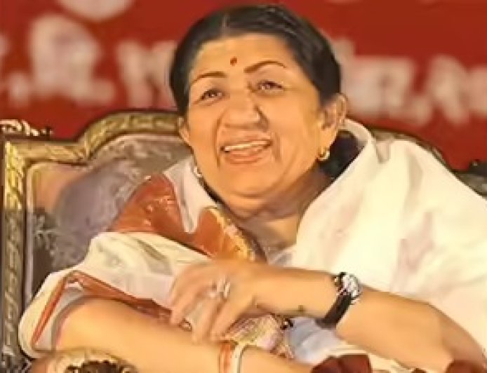 Lata Mangeshkar Iconic Song Story: जब लता मंगेशकर ने मना करने के बाद गुस्से में गाया था यह कालजयी गाना