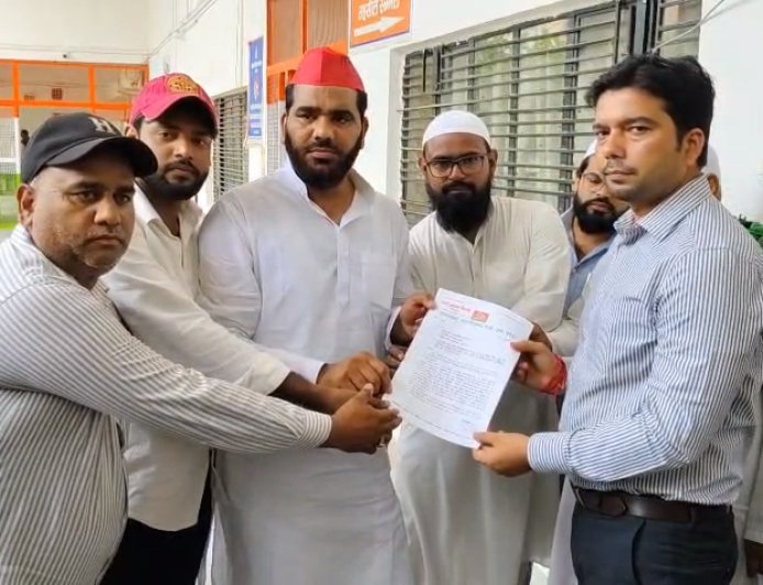 Sambhal: जौहर यूनिवर्सिटी पर बुलडोजर कार्रवाई रोकने की मांग, सपा अल्पसंख्यक सभा ने SDM को सौंपा ज्ञापन