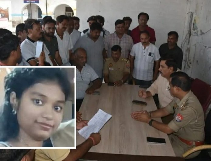 Hathras: मेडिकल की तैयारी कर रही छात्रा की मौत पर फूटा गुस्सा, तालाब ओवरब्रिज पर मानव श्रृंखला बनाकर प्रदर्शन, सुरक्षा इंतजामों की मांग