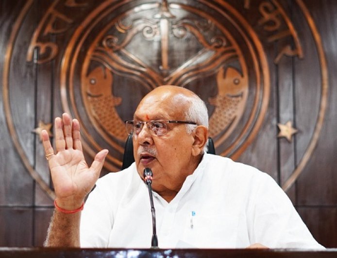 Lucknow: यूपी में उर्वरकों की नहीं होगी कमी, किसानों को पर्याप्त खाद उपलब्ध: कृषि मंत्री
