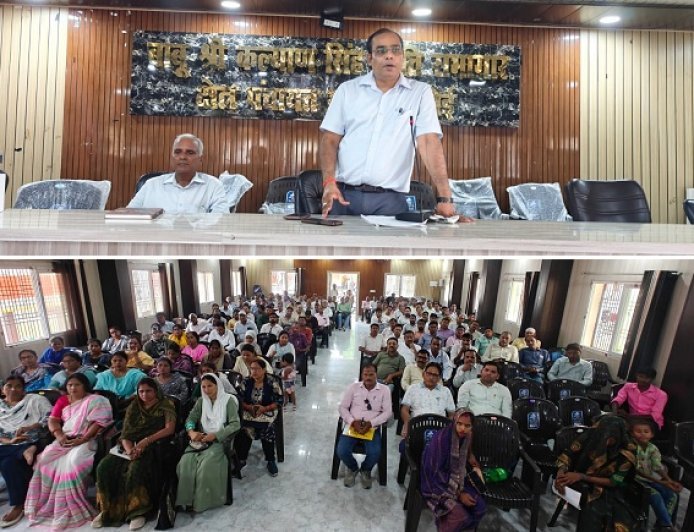 Hardoi: विद्यालयों में गुणवत्तापूर्ण शिक्षा सभी की जिम्मेदारी: डॉ. सुनील कुमार, बीईओ बैठक में नवोदय व एनएमएमएस परीक्षा तैयारी पर जोर