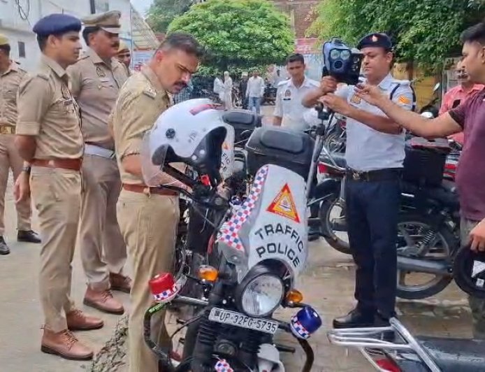 Sambhal: अब सम्भल में तेज रफ्तार पर चलेगा पुलिस का हाईटेक शिकंजा, 800 मीटर दूर से कटेगा ओवरस्पीड वाहनों का चालान