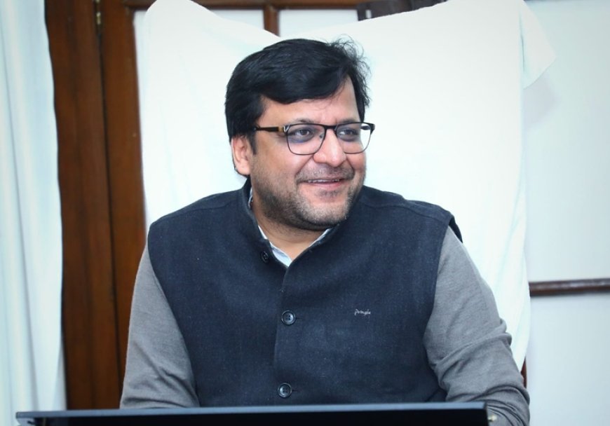 आबकारी मंत्री नितिन अग्रवाल ने जारी किए आंकड़े: राजस्व बढ़ा, शराब तस्करों पर सख्त कार्रवाई