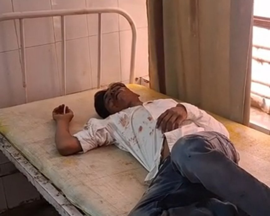 Hardoi: हाईवे पर बाइक फिसलने से युवक गंभीर घायल, आधार कार्ड से हुई पहचान