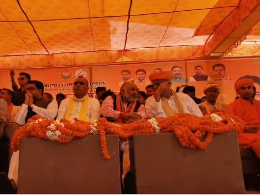 UP Politics: बलिया में कैबिनेट मंत्री ओमप्रकाश राजभर का बड़ा बयान, ब्लॉक प्रमुखों की नियुक्ति और मेरठ एसएसपी थप्पड़ कांड पर कही यह बात