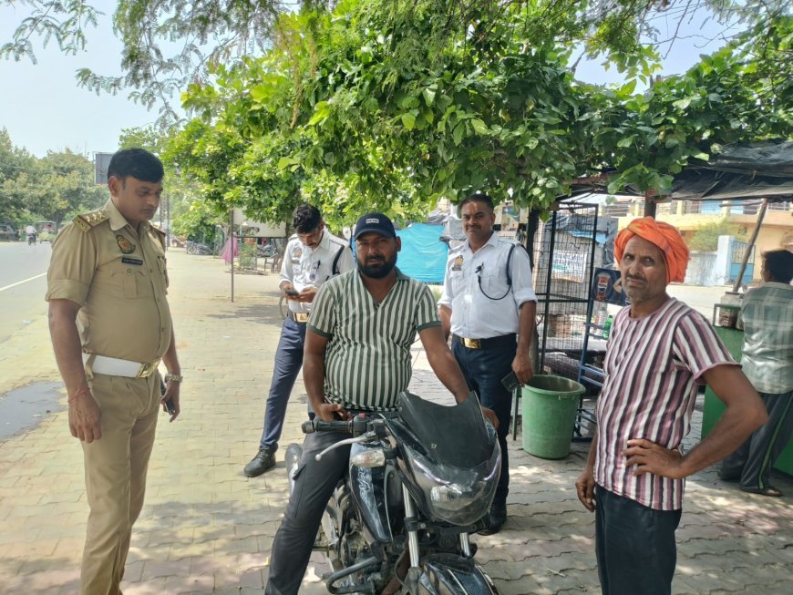 हाथरस में पुलिस की बड़ी कार्रवाई: बिना नंबर और फर्जी प्लेट वाली चार मोटरसाइकिलें सीज, वाहन चालकों को सिखाया यातायात का पाठ