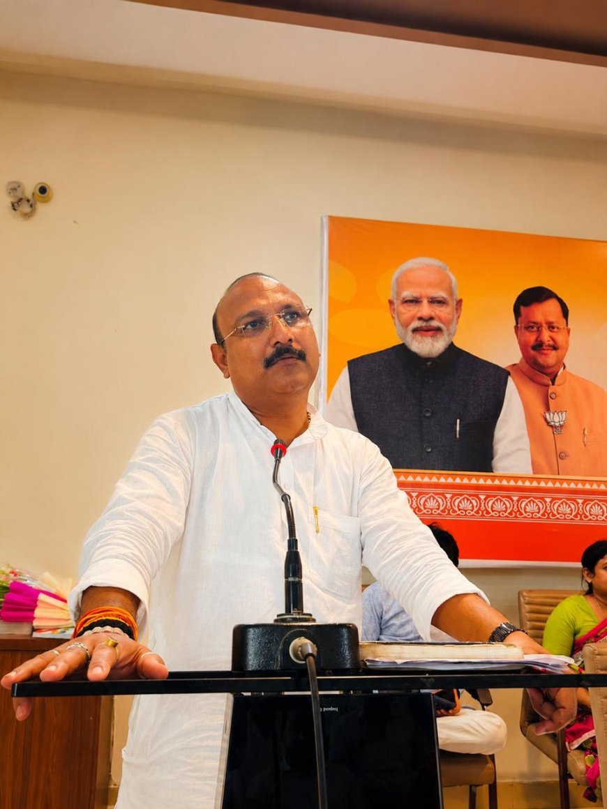Hardoi BJP Workshop: हरदोई में भाजपा बूथ अध्यक्ष सम्मेलन की तैयारियां तेज, अजीत सिंह बब्बन ने पदाधिकारियों को दिया जीत का मंत्र