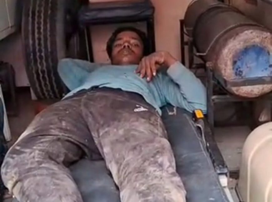 Hardoi Road Accident: हरदोई में तेज रफ्तार पिकअप ने बाइक को मारी टक्कर, 20 वर्षीय युवक की हालत नाजुक, मेडिकल कॉलेज रेफर