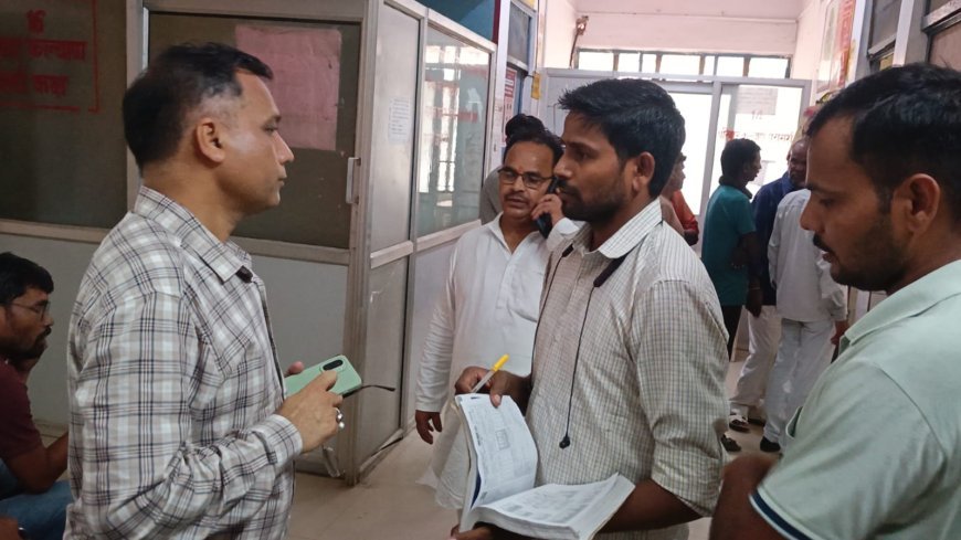 Hathras: सीएमओ ने चार स्वास्थ्य केंद्रों का किया औचक निरीक्षण, व्यवस्थाओं का लिया जायजा