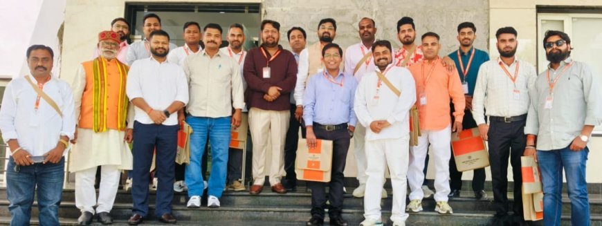 Bazpur: बाजपुर के सभासदों ने लखनऊ में स्वच्छता एवं स्मार्ट सिटी माॅडल का अध्ययन किया