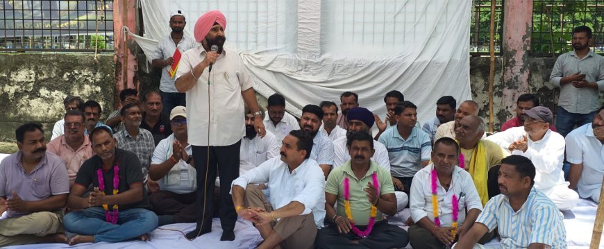 Bazpur: स्क्रैप घोटाले के आरोपियों की गिरफ्तारी को लेकर कोतवाली को घेरेंगे- डीके जोशी