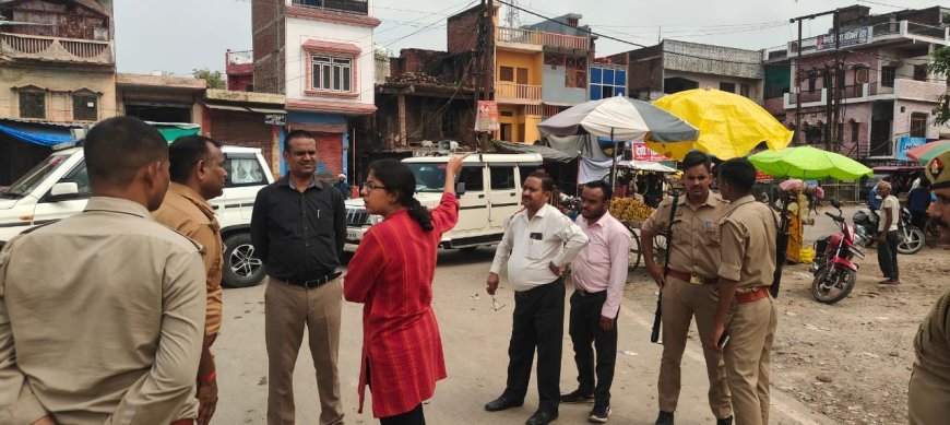 Hardoi: कांवड़ यात्रा की तैयारियों का एसडीएम ने लिया जायजा, अधिकारियों को दिए आवश्यक निर्देश