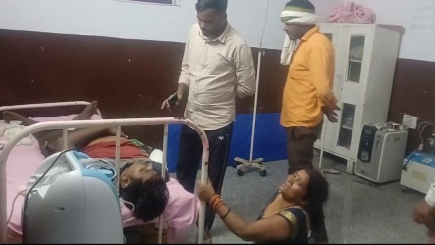 सम्भल में गंगा एक्सप्रेसवे पर पलटी डबल डेकर बस, 2 यात्रियों की मौत और 20 से अधिक घायल