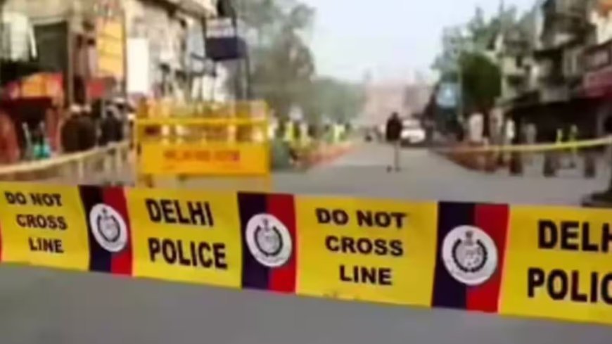 Delhi Crime News: एम्स मेट्रो स्टेशन के पास मामूली विवाद में रेहड़ी पटरी विक्रेता की हत्या, जांच में जुटी पुलिस