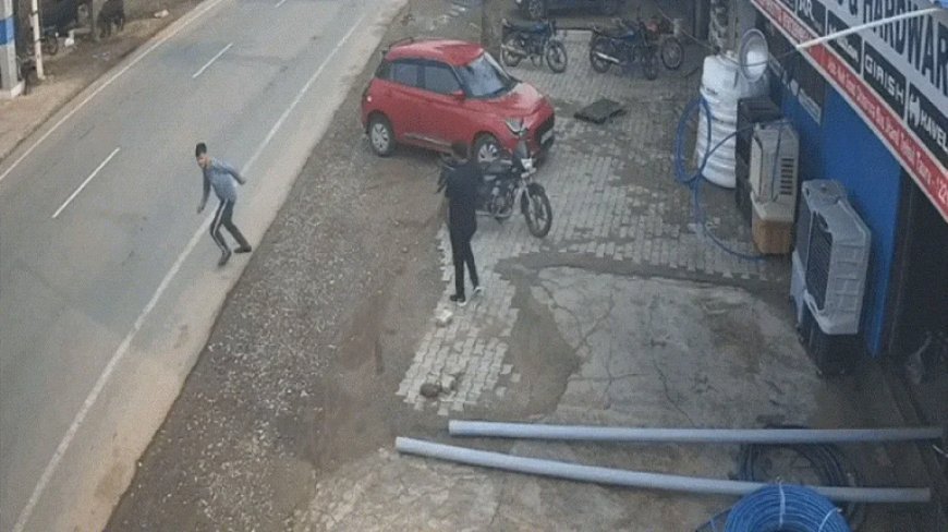 Nuh Road Accident: नूंह के छारोड़ा में बेकाबू कार ने मचाया तांडव, टाइल खरीदने आए युवक की मौत, 3 घायल