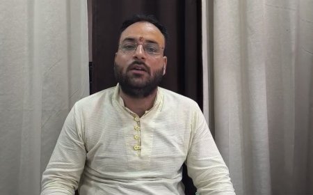 Sambhal: भगवा पर सियासत तेज: विहिप नेता का सांसद बर्क पर पलटवार, कहा– हरा झंडा लेकर पाकिस्तान चले जाएं