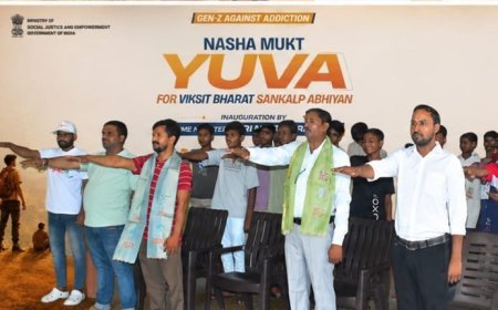 Sitapur: नैमिषारण्य में 'नशा मुक्त युवा, विकसित भारत' संकल्प अभियान का हुआ आयोजन, युवाओं ने लिया नशा न करने का संकल्प 