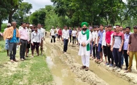 सीतापुर में जर्जर सड़क को लेकर फूटा आक्रोश: डीएम कार्यालय तक पैदल मार्च निकालेंगे ग्रामीण, संयुक्त किसान मोर्चा ने दी चेतावनी