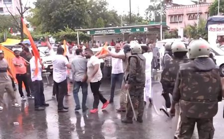 Jaipur UGC Protest: यूजीसी के इक्विटी नियमों पर जयपुर में भड़का बवाल, प्रदर्शनकारियों पर लाठीचार्ज और वाटर कैनन का इस्तेमाल