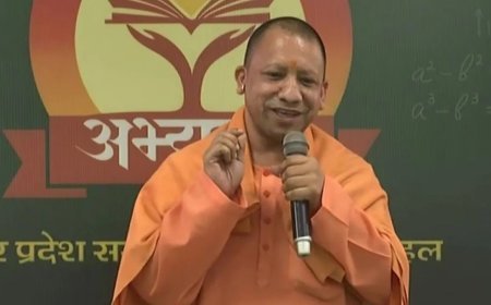 हाथरस में मुख्यमंत्री अभ्युदय योजना का शुभारंभ, विद्यार्थियों को मिलेगी मुफ्त कोचिंग